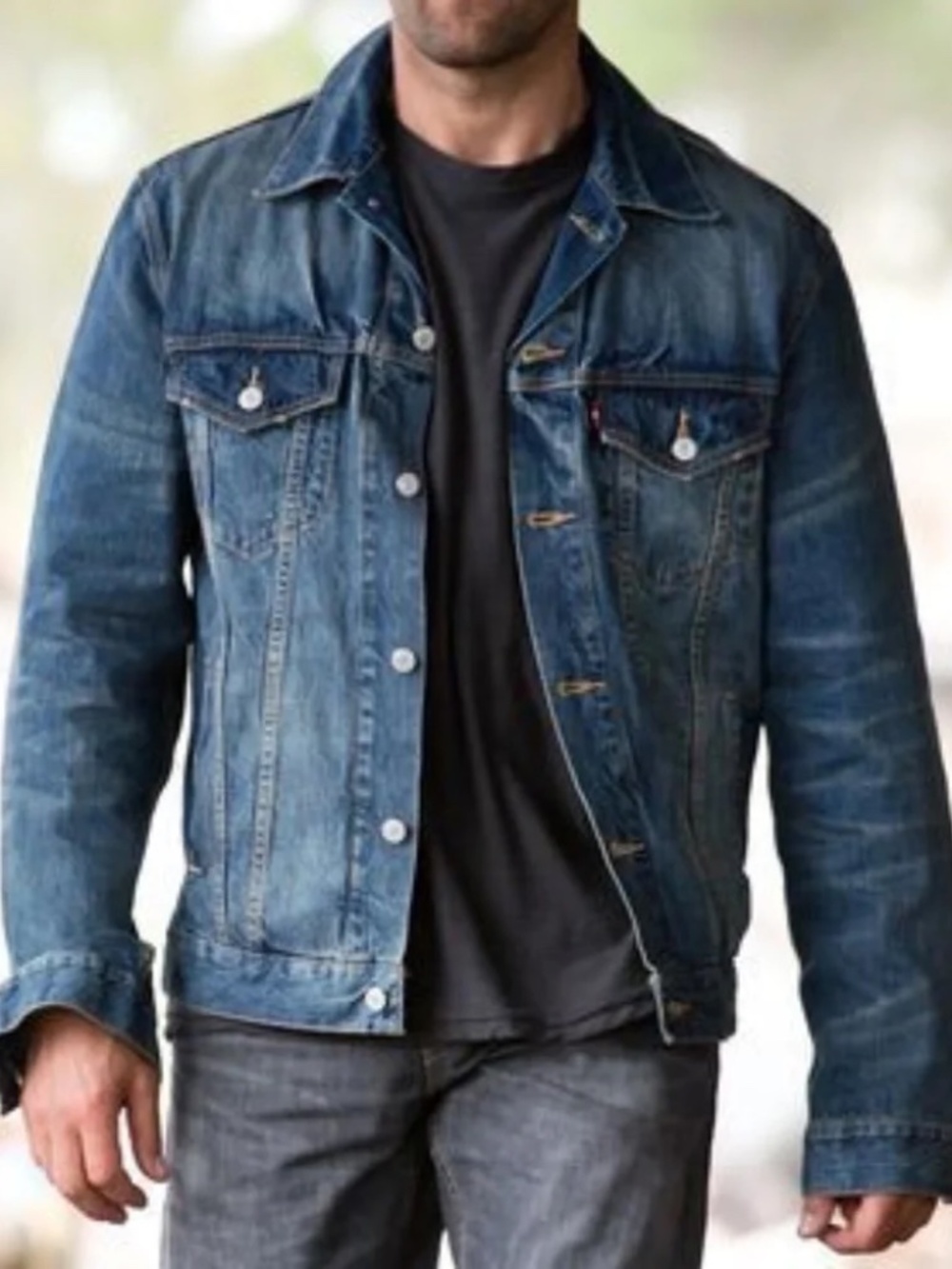 Levi’s Denim Trucker Jacket 70589 XL EXCELLENT CONDITION!!